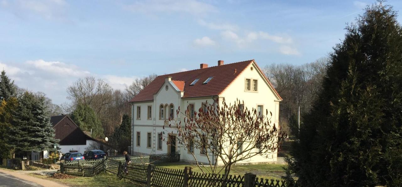 Bed and Breakfast Stara Szkola Debowy Gaj The Old School Debowy Gaj Lwowek Slaski Exteriér fotografie